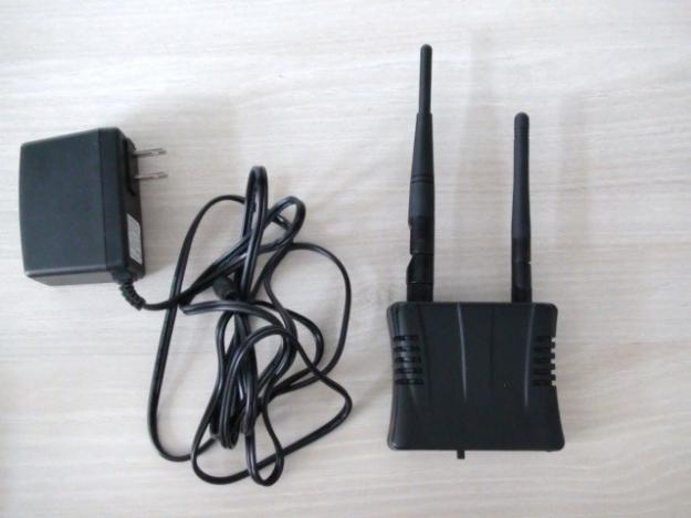 BRUIAJ CAMERE WIRELESS R20 PORTABIL (RAZA = 20 m) - Pret | Preturi BRUIAJ CAMERE WIRELESS R20 PORTABIL (RAZA = 20 m)