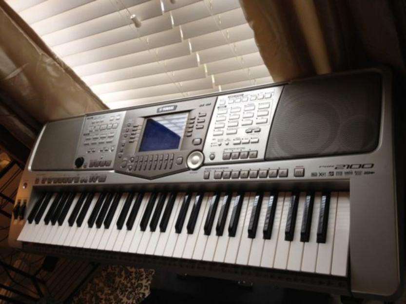 Vand yamaha psr 2100 - 550 euro. - Pret | Preturi Vand yamaha psr 2100 - 550 euro.