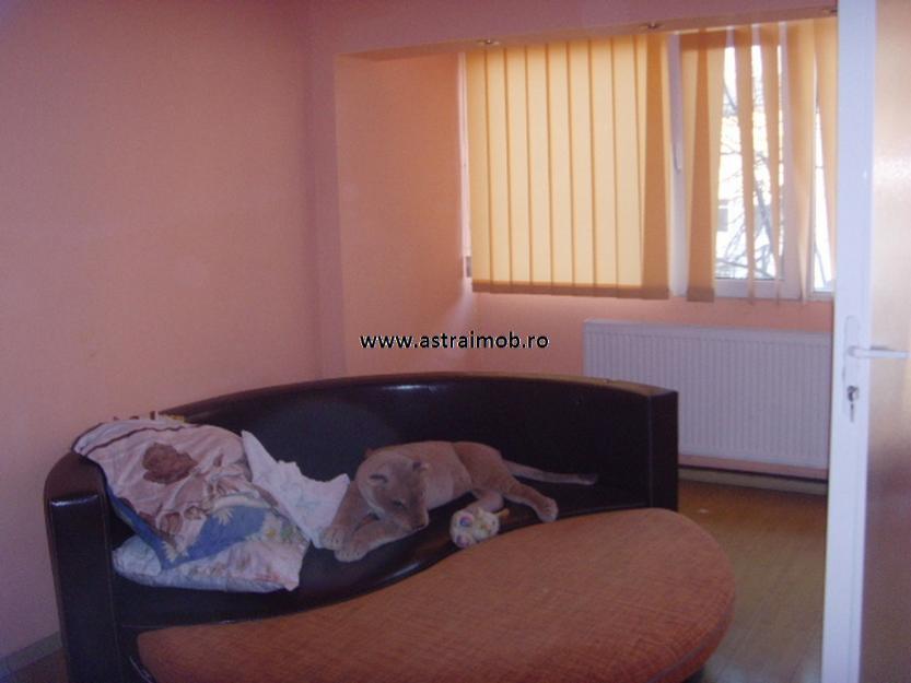Garsoniera de inchiriat in Targoviste -Micro 6 - Pret | Preturi Garsoniera de inchiriat in Targoviste -Micro 6