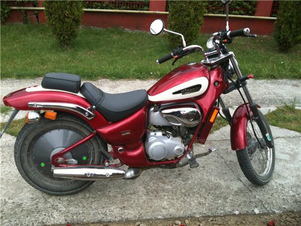 Aprilia clasic red rose de 50 cmc - Pret | Preturi Aprilia clasic red rose de 50 cmc