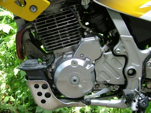 Dezmembrez  motor Honda  Dominator  nx  650 - Pret | Preturi Dezmembrez  motor Honda  Dominator  nx  650