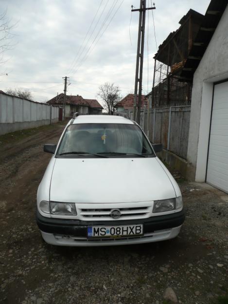 Vand Opel Astra Caravan - Pret | Preturi Vand Opel Astra Caravan