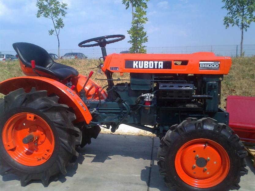Tractor compact japonez kubota b6000 reconditionat - Pret | Preturi Tractor compact japonez kubota b6000 reconditionat