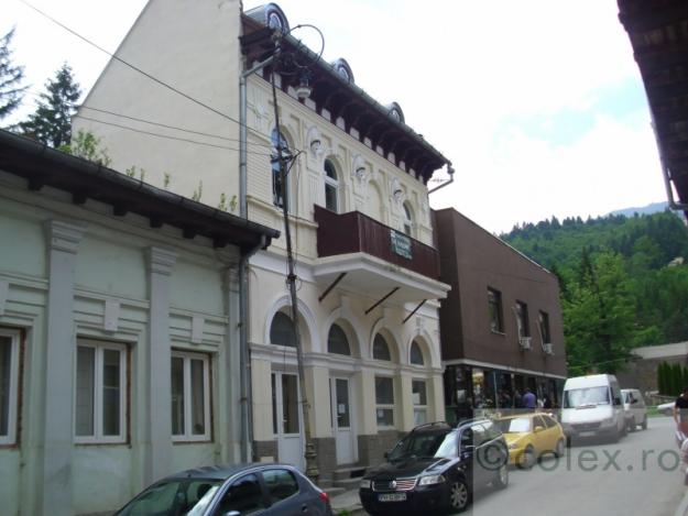 Spatiu comercial de inchiriat in Sinaia - Pret | Preturi Spatiu comercial de inchiriat in Sinaia