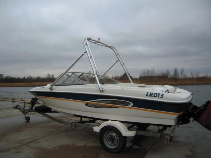 Bayliner 175 XT - Pret | Preturi Bayliner 175 XT