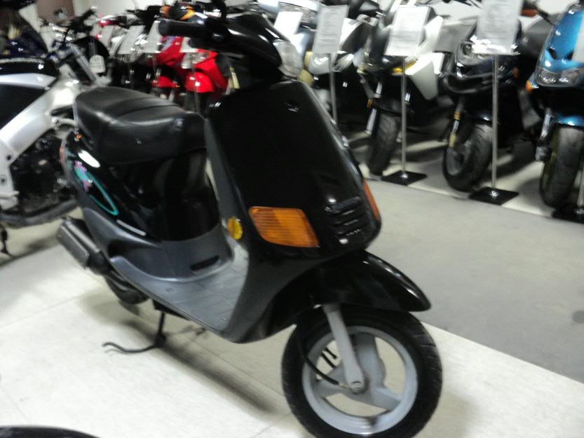 Ser moto vinde piaggio zip, rar efectuat - Pret | Preturi Ser moto vinde piaggio zip, rar efectuat