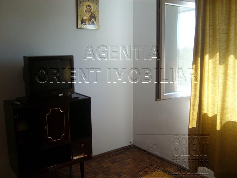 Inel 2, 2 camere, 180 euro - Pret | Preturi Inel 2, 2 camere, 180 euro