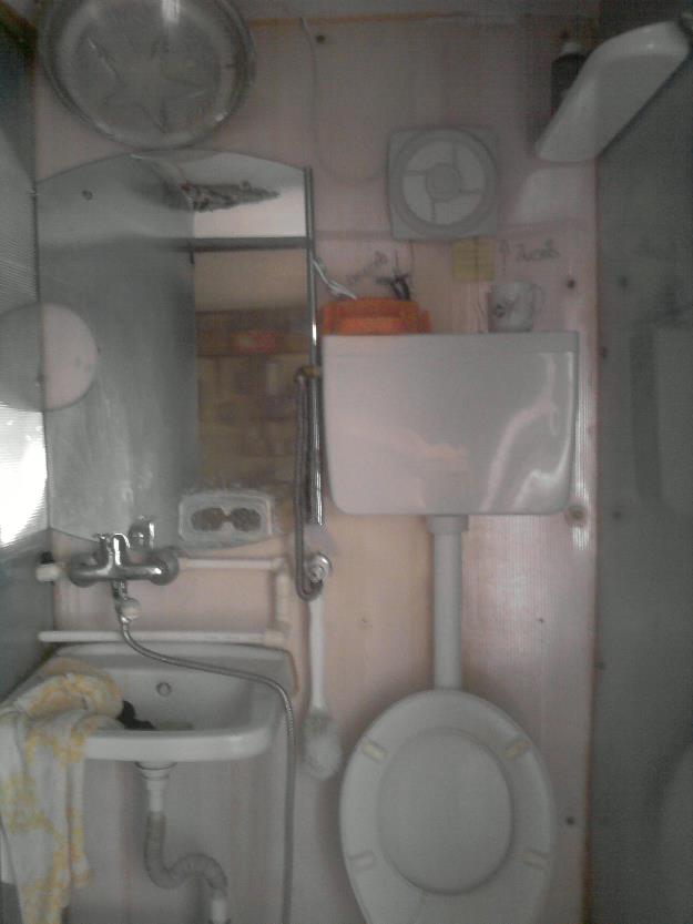 Casa 4 camere cu potential comercial 100% - Pret | Preturi Casa 4 camere cu potential comercial 100%
