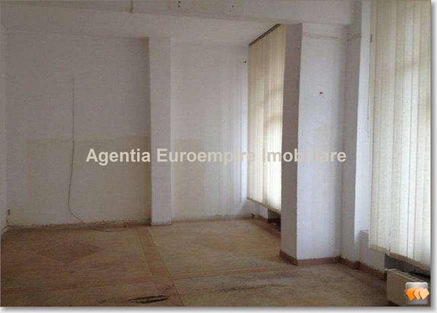 Apartament 4 camere in zona Faleza Nord - Pret | Preturi Apartament 4 camere in zona Faleza Nord