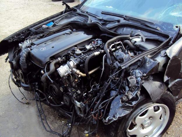 Mercedes E 220 cdi avariat - Pret | Preturi Mercedes E 220 cdi avariat