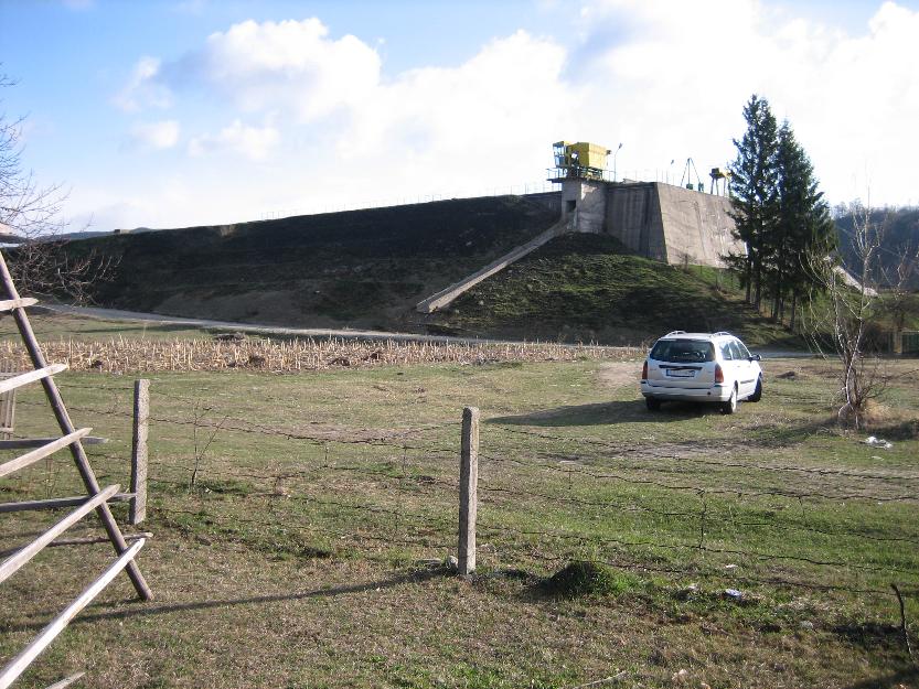 Vand teren 4000 mp ( cadastru) pentru constructie pastravarie langa Hidrocentrala Oesti. - Pret | Preturi Vand teren 4000 mp ( cadastru) pentru constructie pastravarie langa Hidrocentrala Oesti.