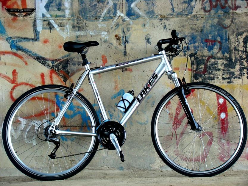 Bicicleta lakes cxs 2000 , trekking/city/cross-roti 28”(nu mtb giant cube cursiera ktm) - Pret | Preturi Bicicleta lakes cxs 2000 , trekking/city/cross-roti 28”(nu mtb giant cube cursiera ktm)