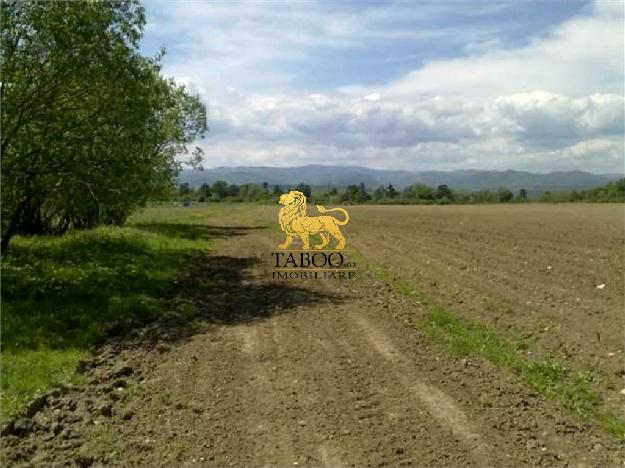 Vand teren in Sibiu pe Calea Cisnadiei zona Sevis - Pret | Preturi Vand teren in Sibiu pe Calea Cisnadiei zona Sevis