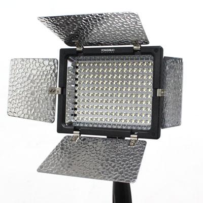 Lampa video YN-160 cu 160 de LED-uri si voleti - Pret | Preturi Lampa video YN-160 cu 160 de LED-uri si voleti