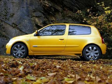 Renault Clio MK2 Praguri A2 - Pret | Preturi Renault Clio MK2 Praguri A2