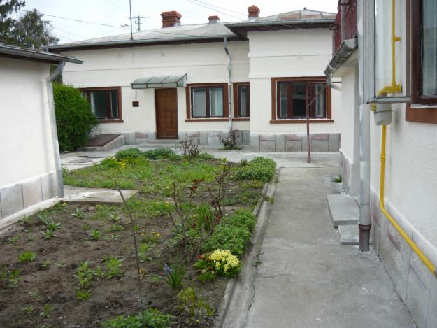 INCHIRIEZ CASA- IDEAL PENTRU FIRME - Pret | Preturi INCHIRIEZ CASA- IDEAL PENTRU FIRME