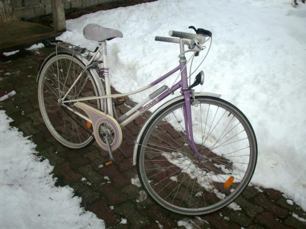 Bicicleta de dama HERCULES - Pret | Preturi Bicicleta de dama HERCULES