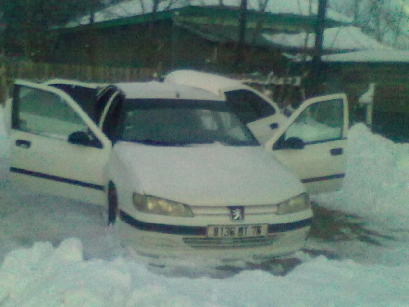 dezmembrez peugeot 406, an 1998, - Pret | Preturi dezmembrez peugeot 406, an 1998,