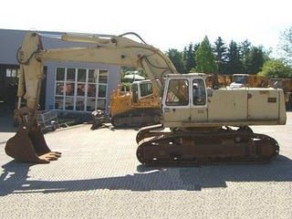 Excavator pe Senile Secodn Hand Liebherr R 952 HD Litronic mare 46 tone 27.000 Euro de vanzare excavatoare pe senile mar - Pret | Preturi Excavator pe Senile Secodn Hand Liebherr R 952 HD Litronic mare 46 tone 27.000 Euro de vanzare excavatoare pe senile mar